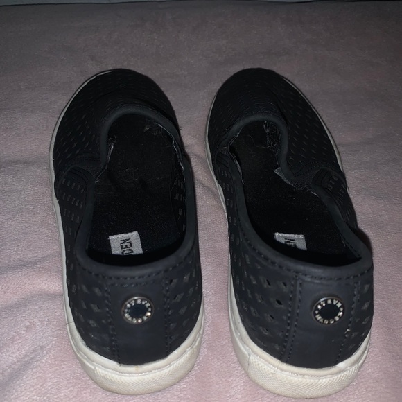 Steve Madden sneakers - Picture 2 of 3